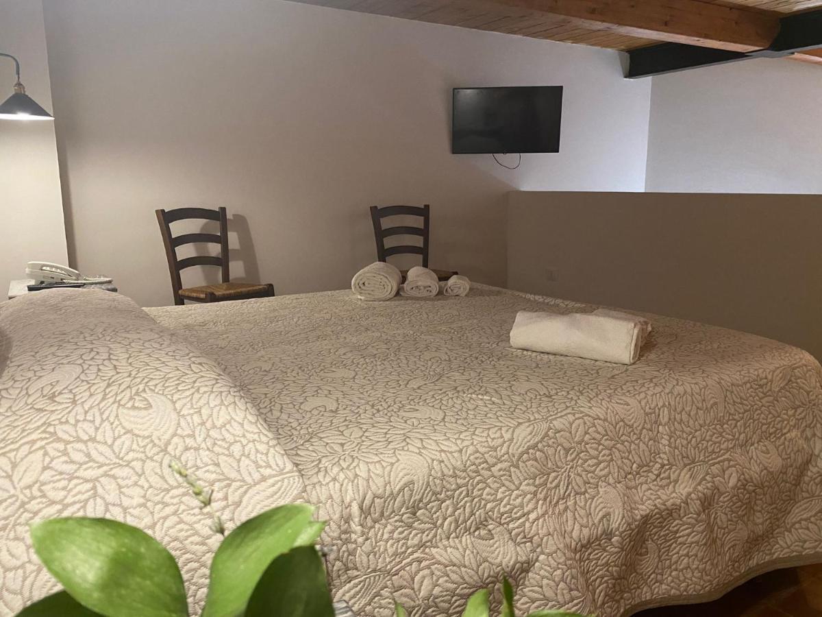 Agriturismo Feudo Tudia Landro Ngoại thất bức ảnh