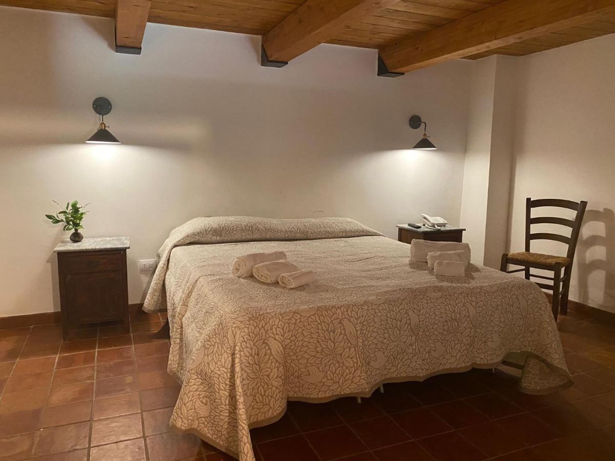 Agriturismo Feudo Tudia Landro Ngoại thất bức ảnh