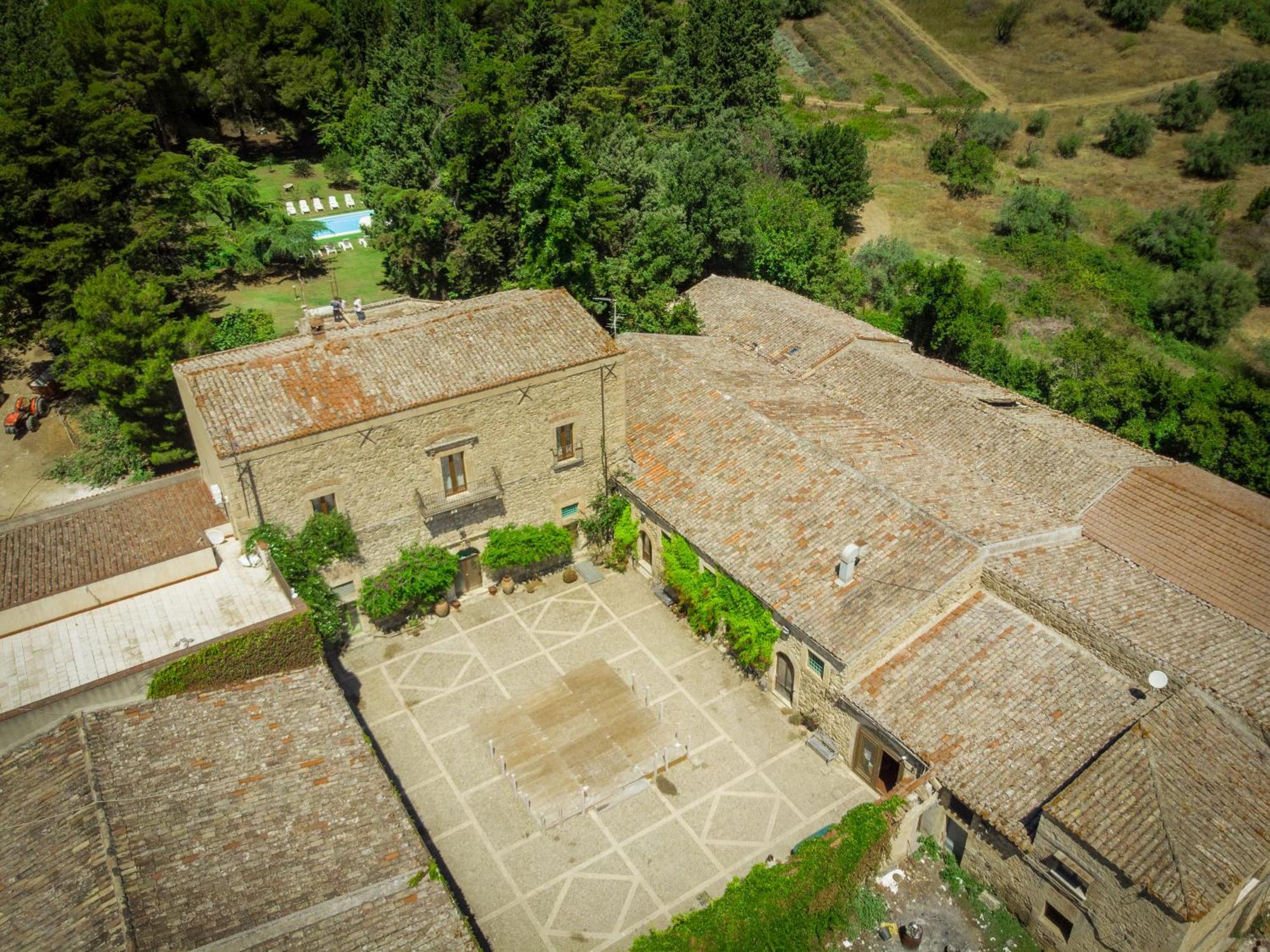Agriturismo Feudo Tudia Landro Ngoại thất bức ảnh