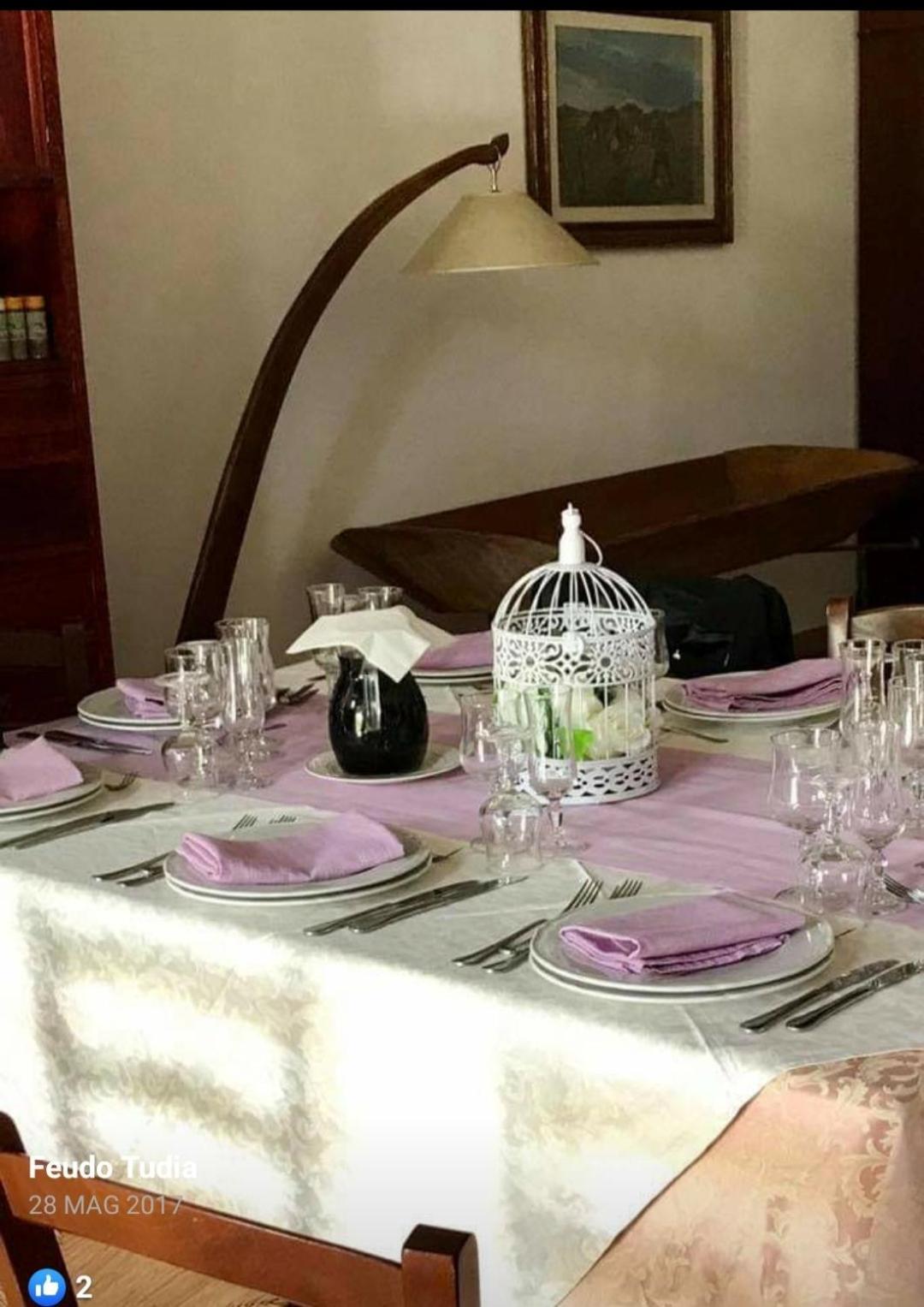 Agriturismo Feudo Tudia Landro Ngoại thất bức ảnh