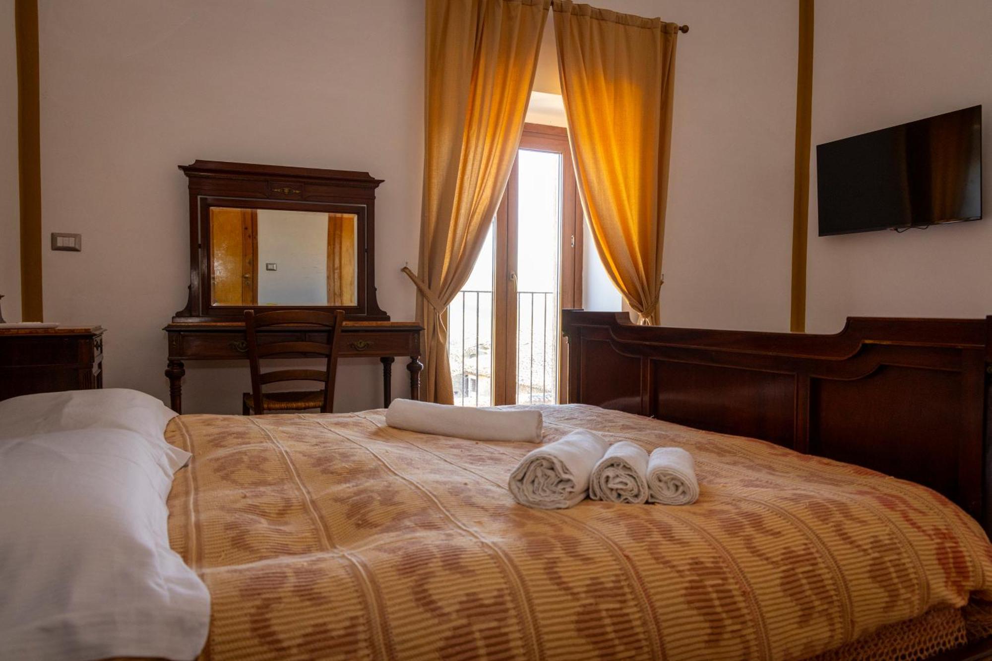 Agriturismo Feudo Tudia Landro Ngoại thất bức ảnh